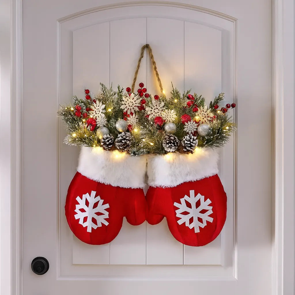 Twinkling Christmas Mitten Wreath