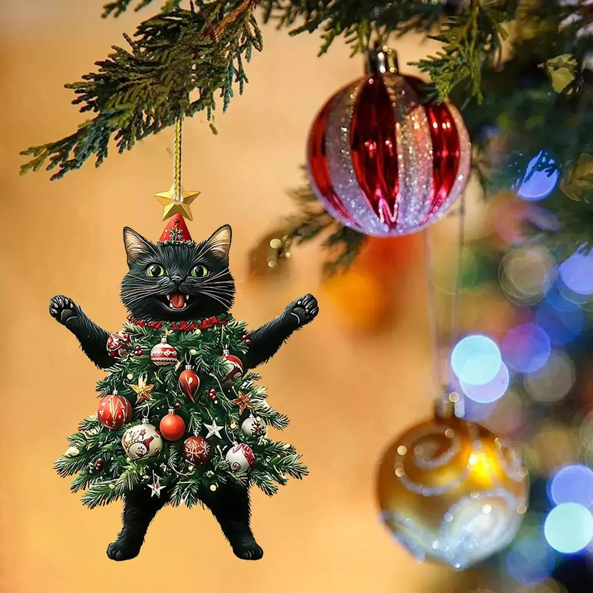 🎄Funny Black and White Cats Christmas Ornament